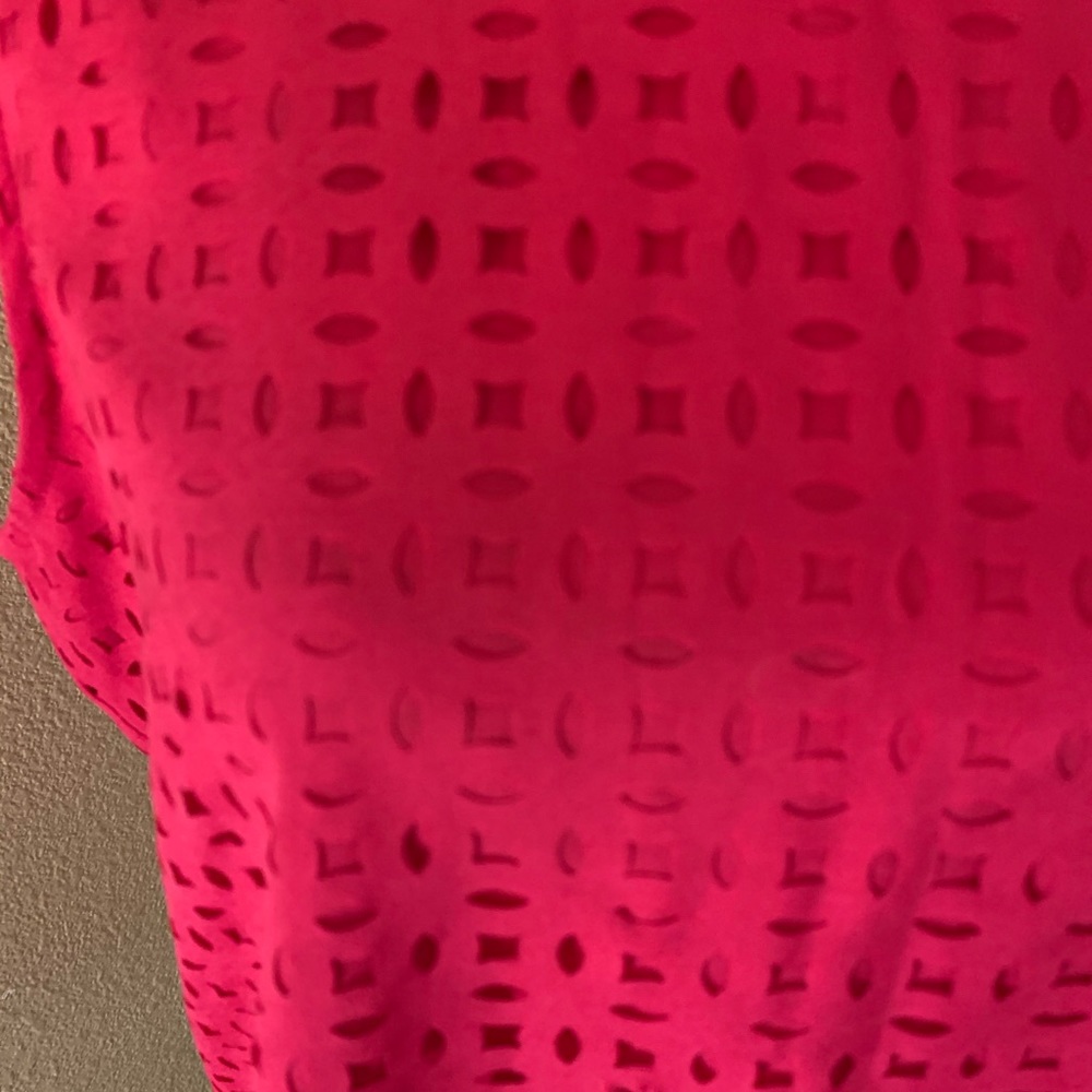 Fuchsia Lattice Blouse - Picture 3 of 4